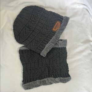 Gray‎ Knit Beanie and Scarf Set/Neck Warmer